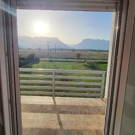 Countryside First Floor Tríkala